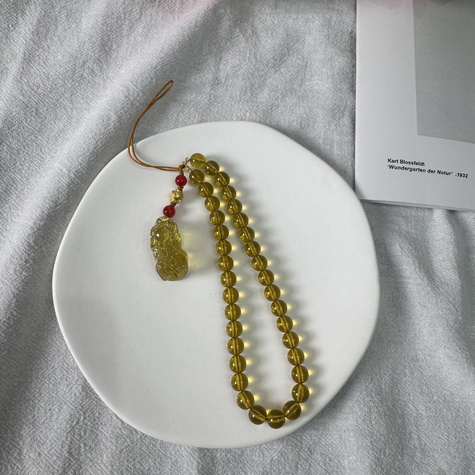 高定珠宝蓝珀貔貅手机链ZX924S038