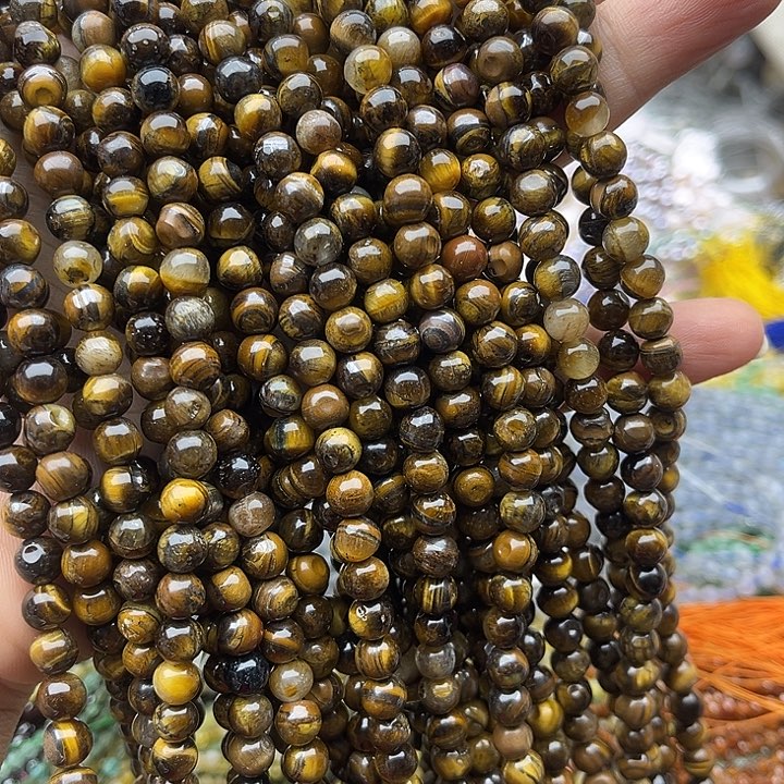 玛瑙/玉髓未镶嵌珠宝半成品2条6mm左右虎眼石几颗有瑕