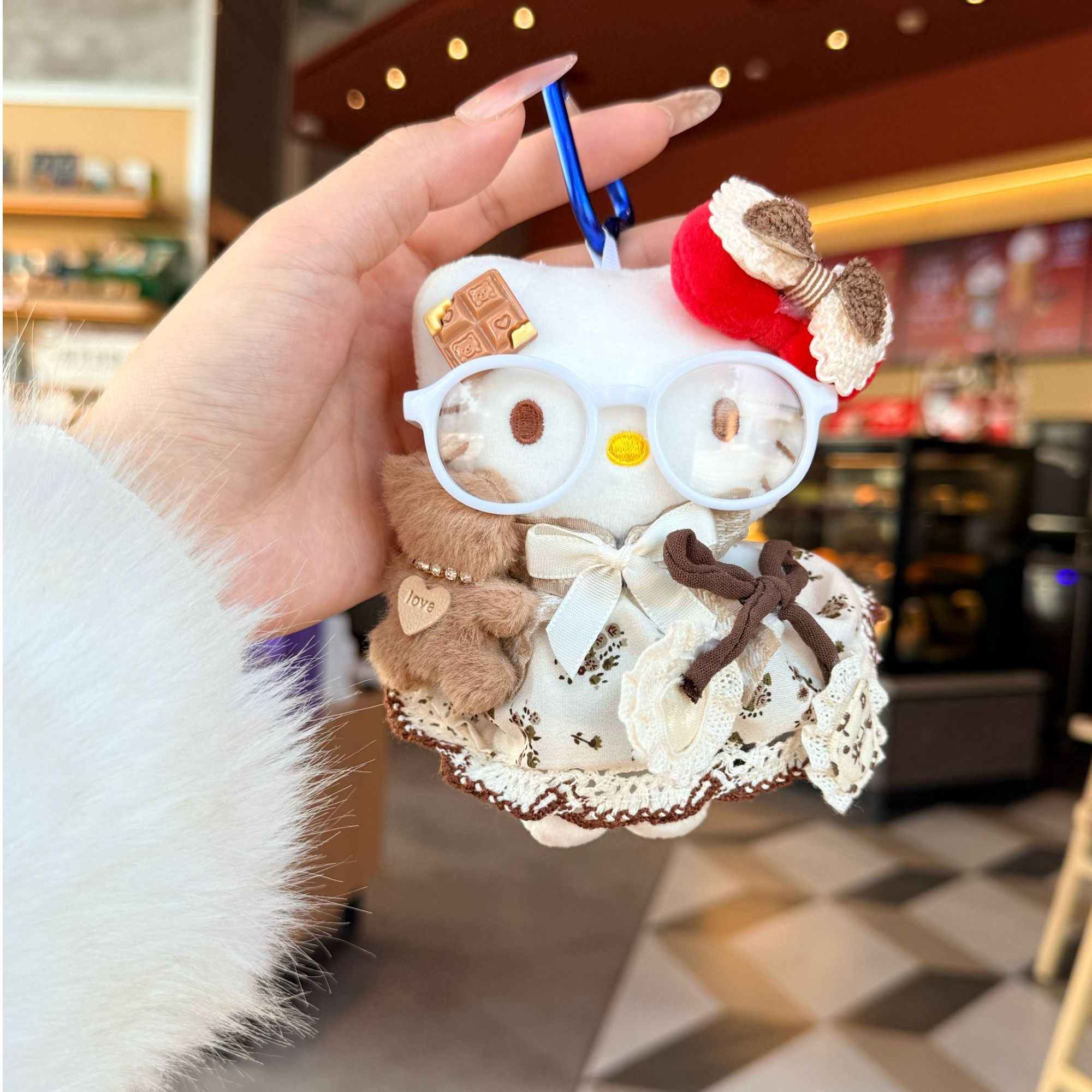 正版【小熊太妃糖】HelloKitty可爱女生包包挂件手作钥匙扣礼物玩偶