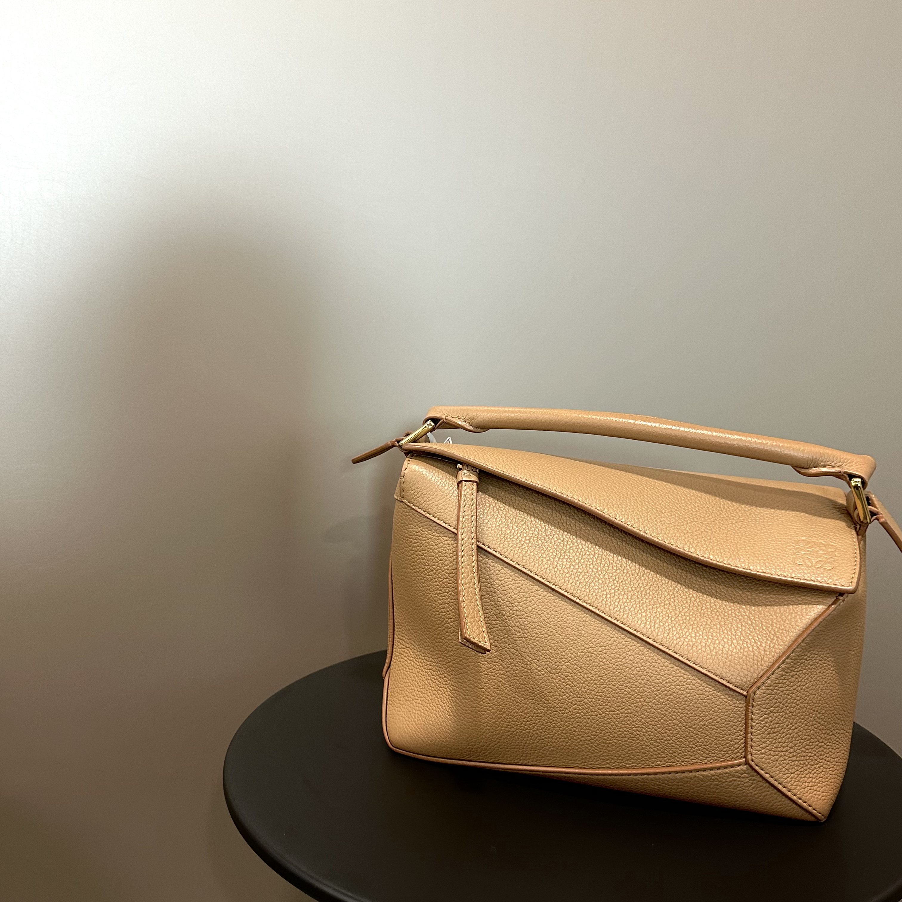 99新 LOEWE/罗意威 罗意威太妃糖色小号puzzle斜挎包/送中检/