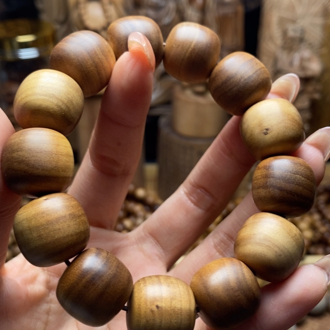 檀香木手串/手链手串1718瑕疵