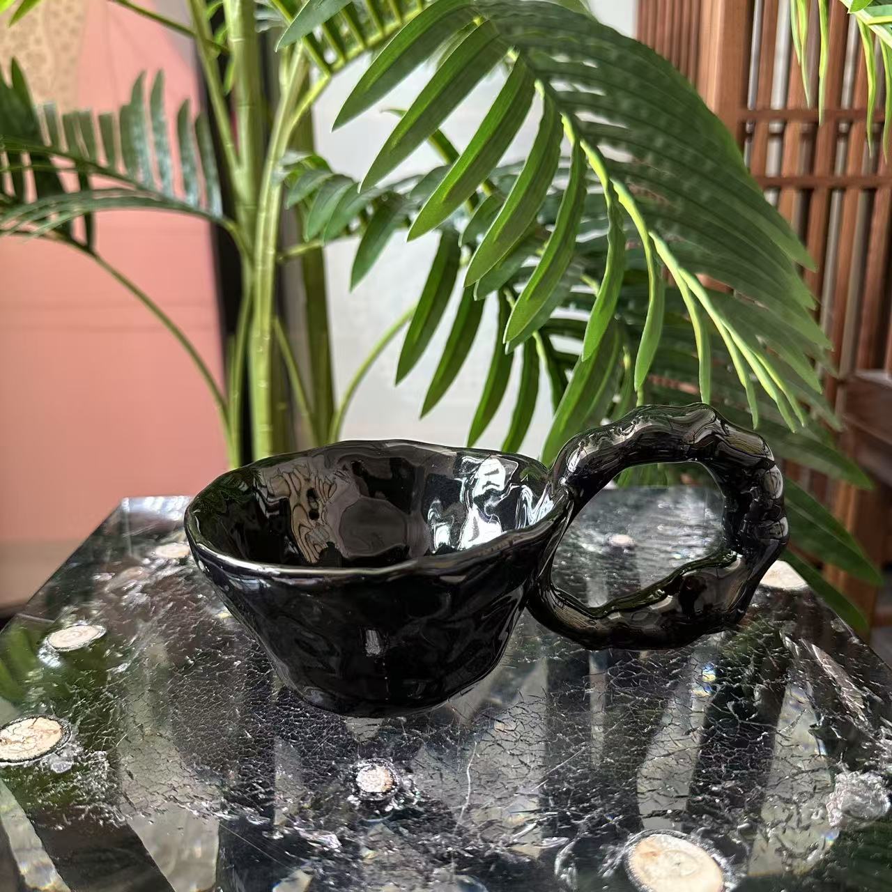 甄瓷CC丨7.4寸手捏咖啡杯 黑色