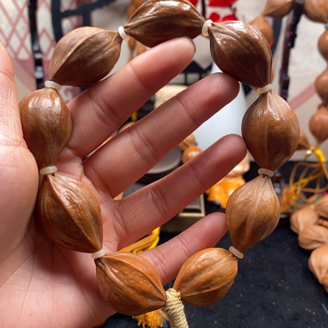 o***e橄榄核手串/手链2.1四花三通一个