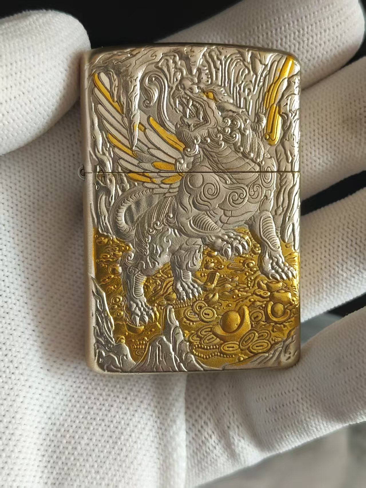天禄貔貅镀银鎏金盔甲3D双面浮雕防风打火机