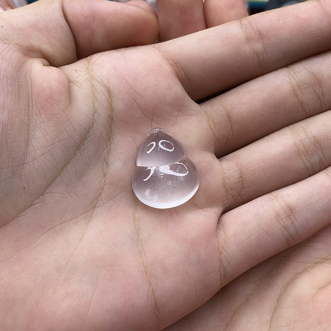 颈饰未镶嵌石英质玉