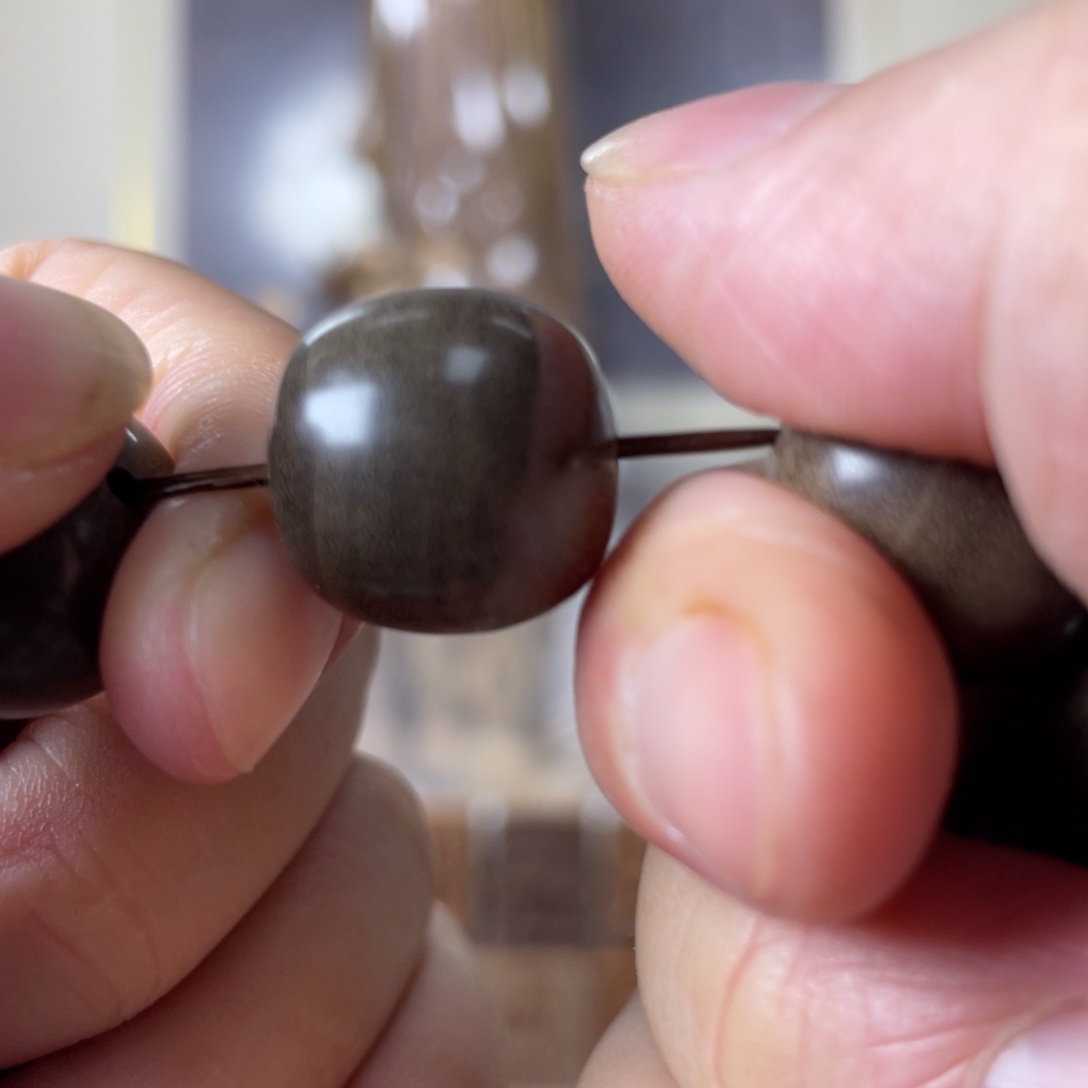 大***几檀香木散珠老山檀香老料横纹阴沉15×15.5一颗