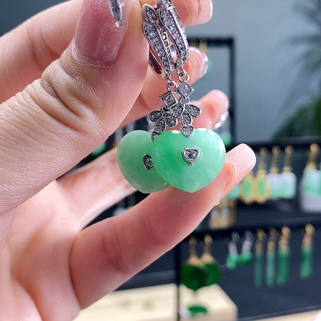 翡翠耳饰银S925镶嵌翡翠