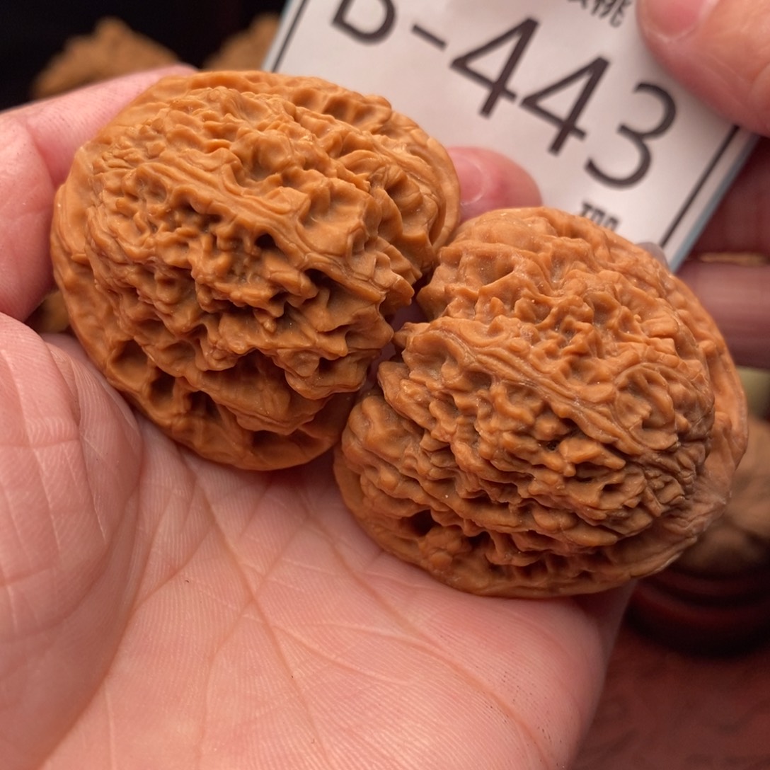 文玩核桃把件小**?南疆40