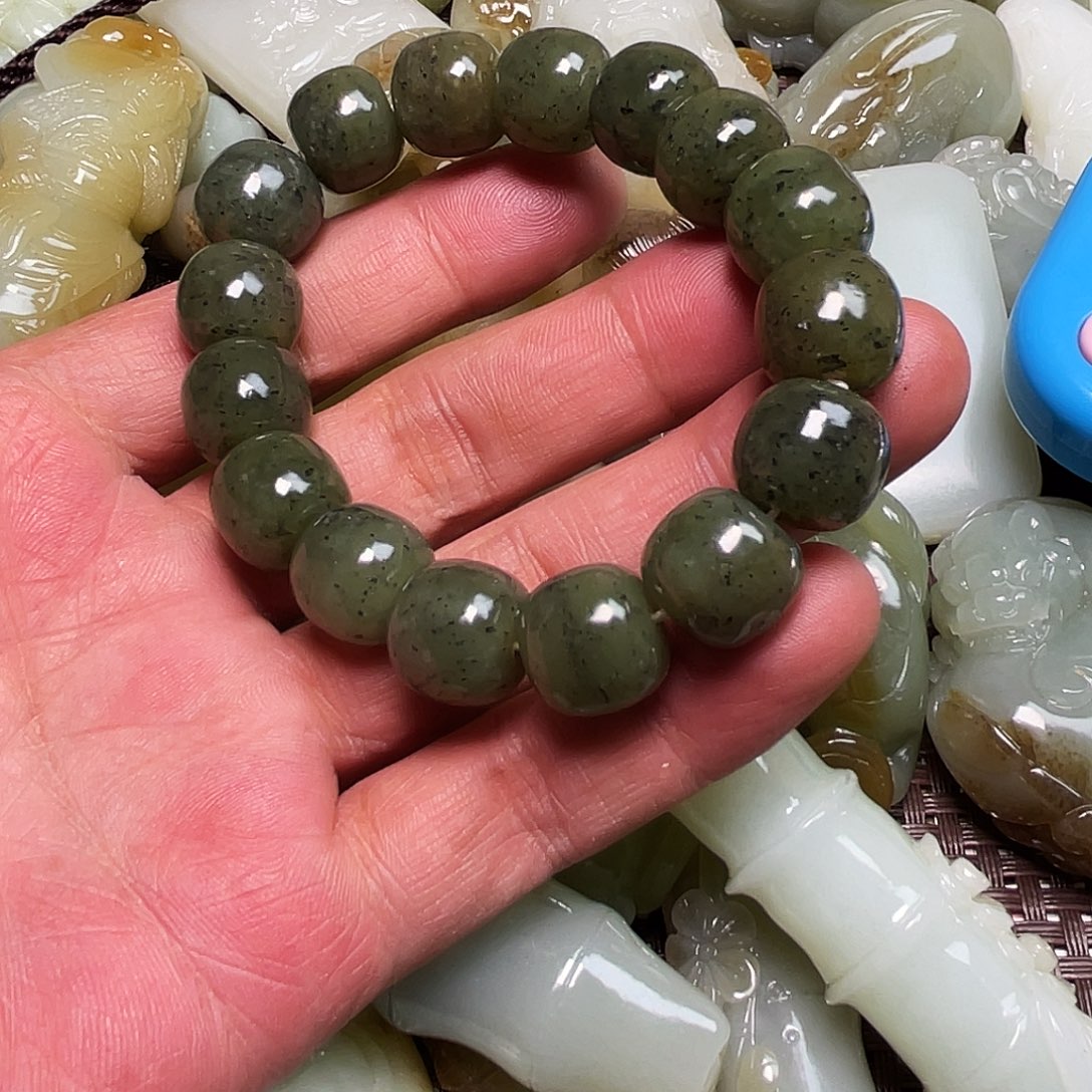 和田玉吊坠(不含链)未镶嵌龙**跃