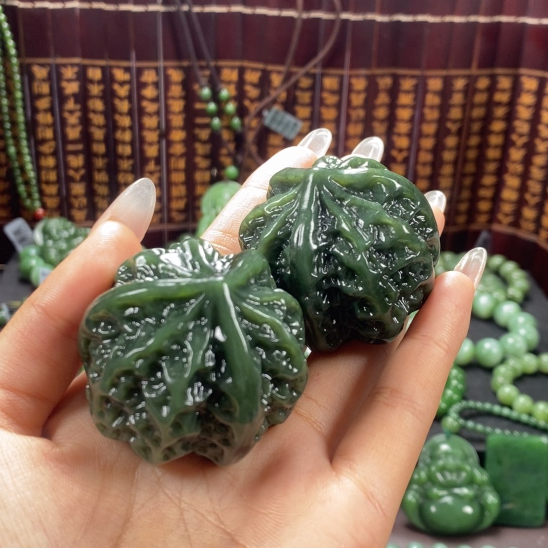 和田玉未镶嵌珠宝奇石