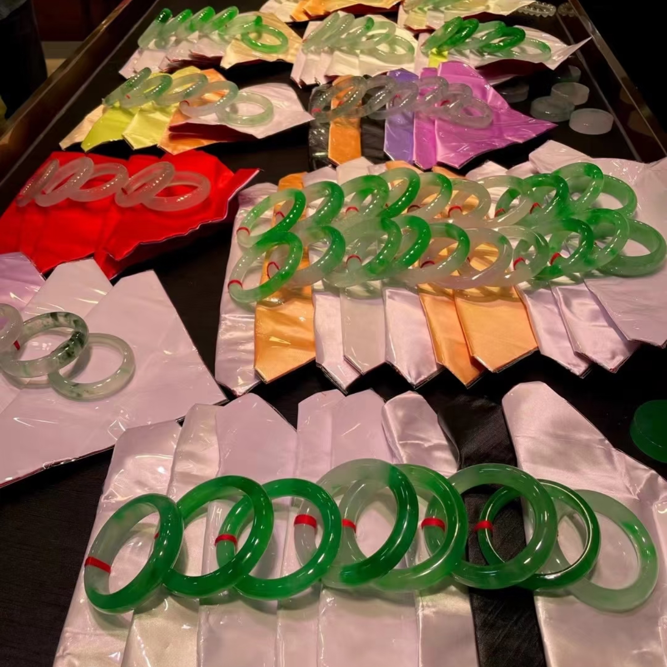 时尚缅风美人镯{仅供参考请勿私拍}