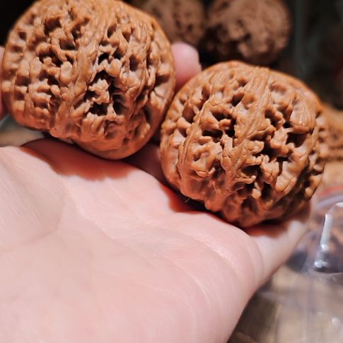 小***啊文玩核桃吊坠48粗筋