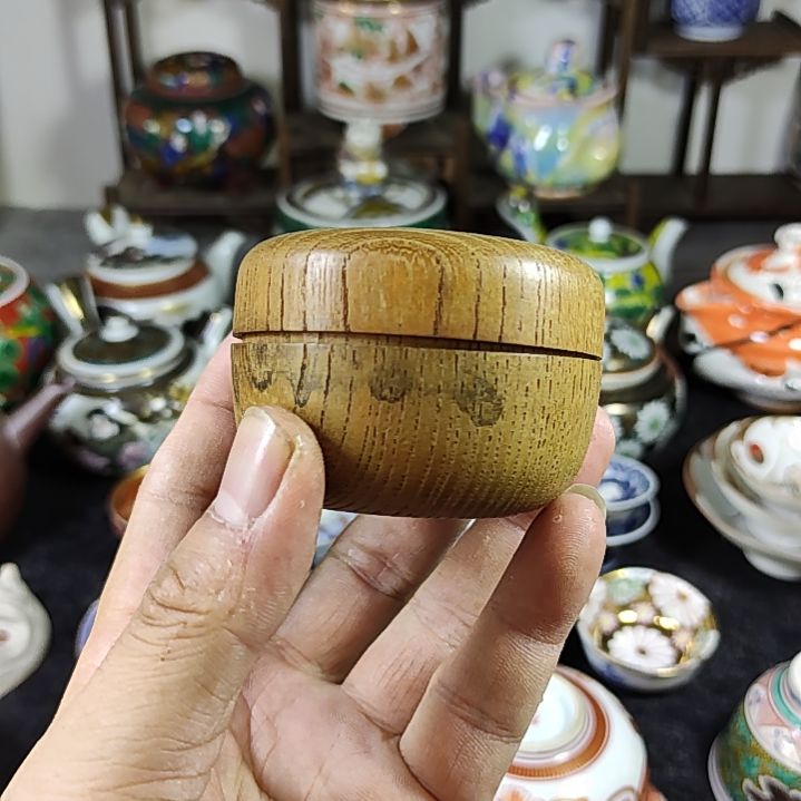 杯30包邮，偏远地区不包邮，中古品不保全新。