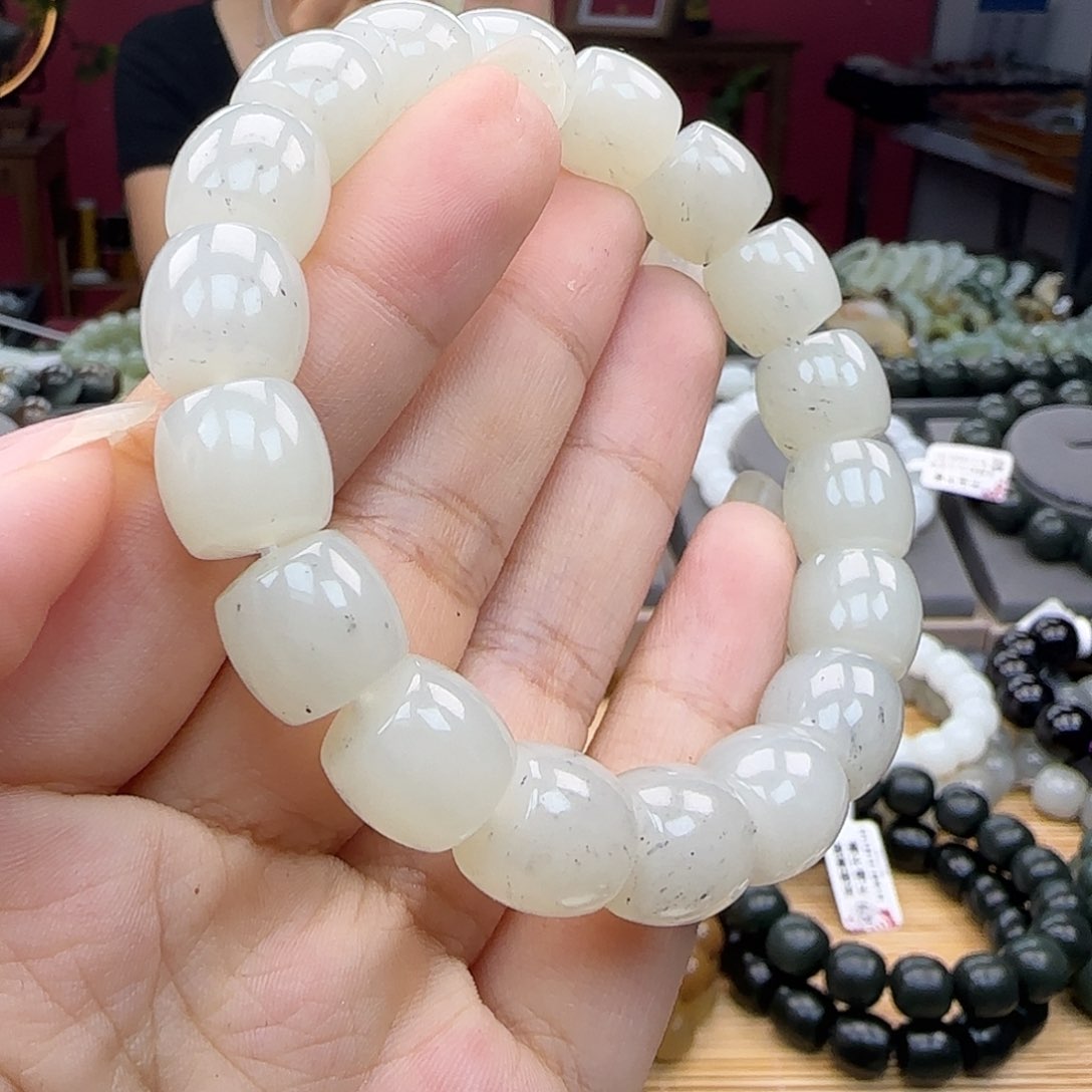 手链未镶嵌和田玉