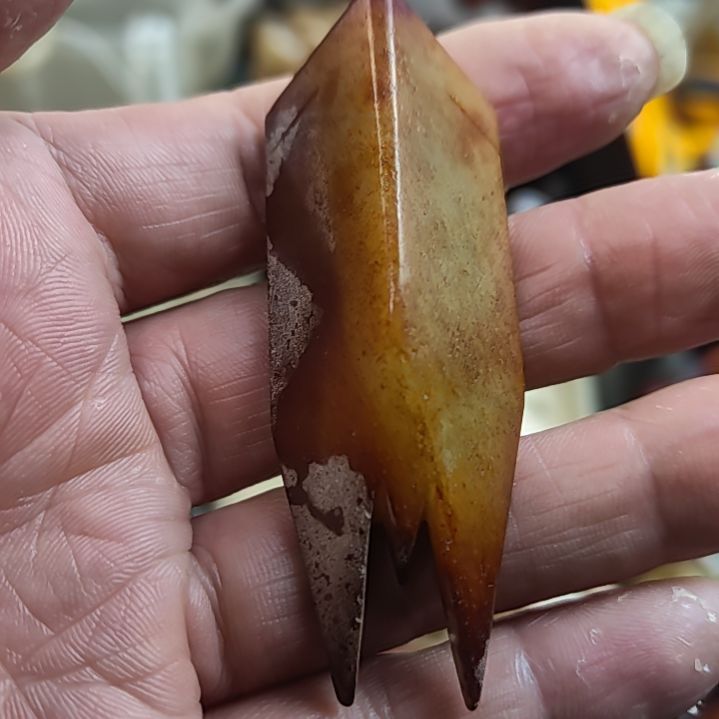 和田玉（糖玉）未镶嵌挂件