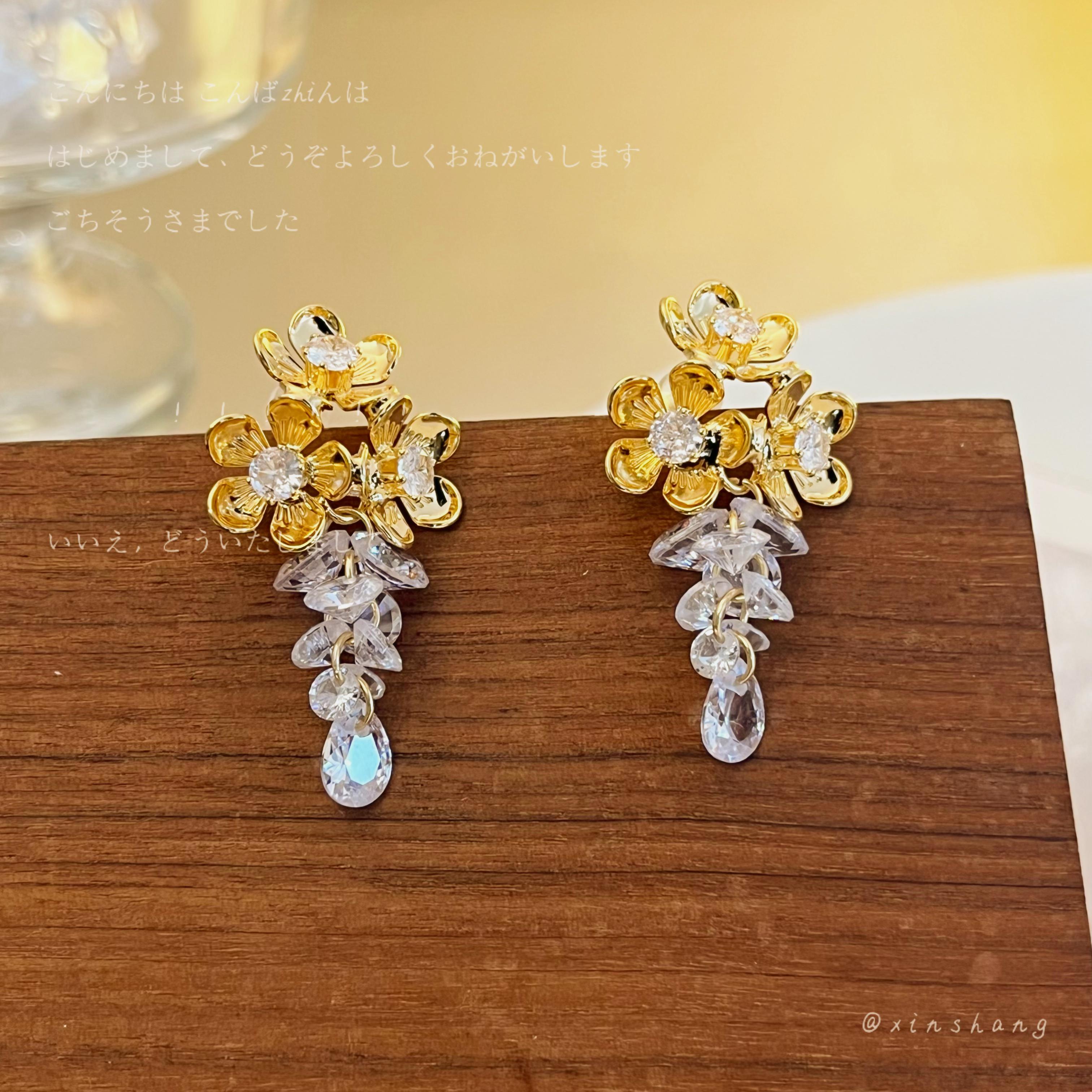 铜合金锆石耳饰 【梵花境】精致时尚花朵锆石耳环秋冬气质耳饰小众