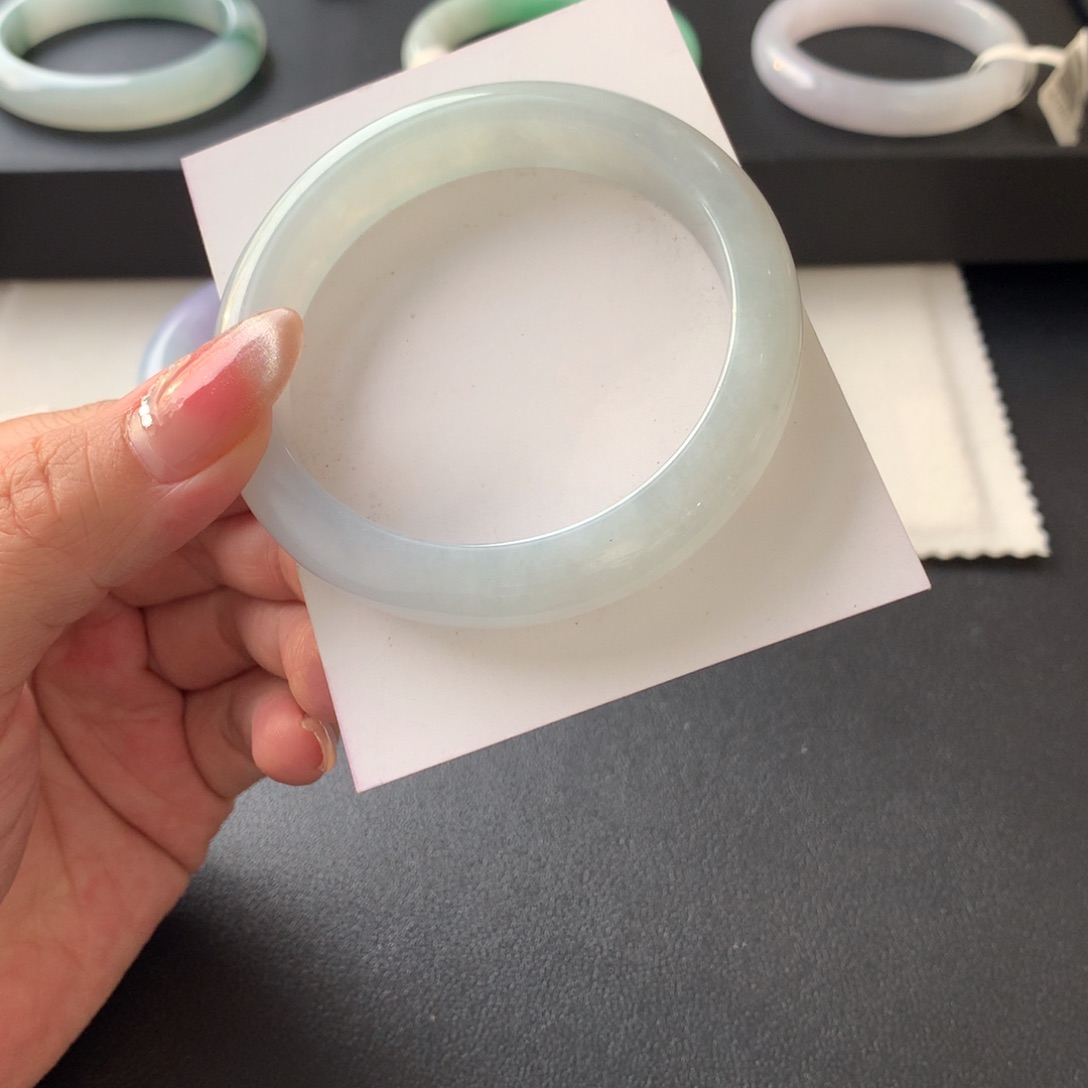 翡翠未镶嵌手镯57正