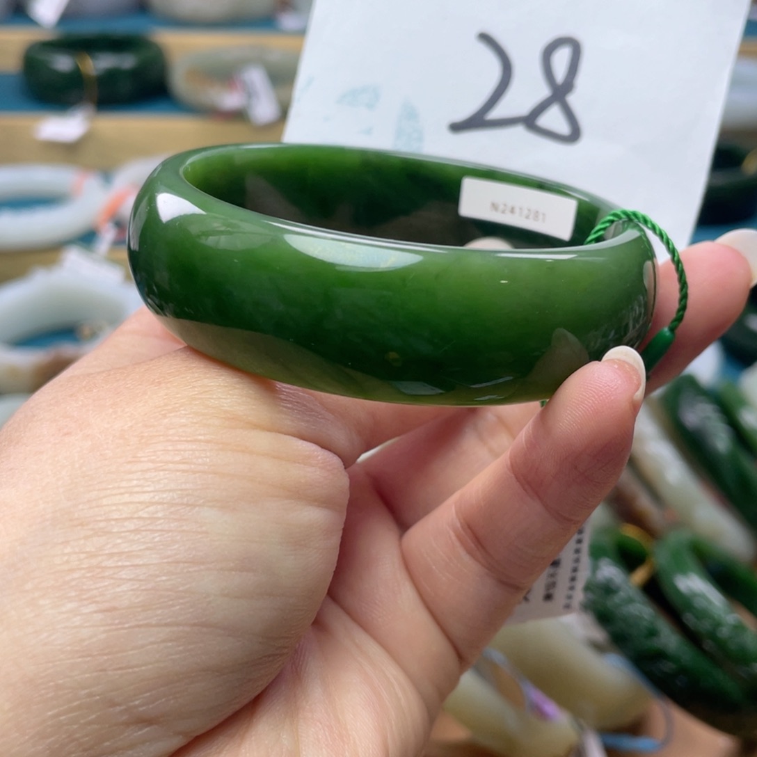 未镶嵌手镯和田玉圈口60