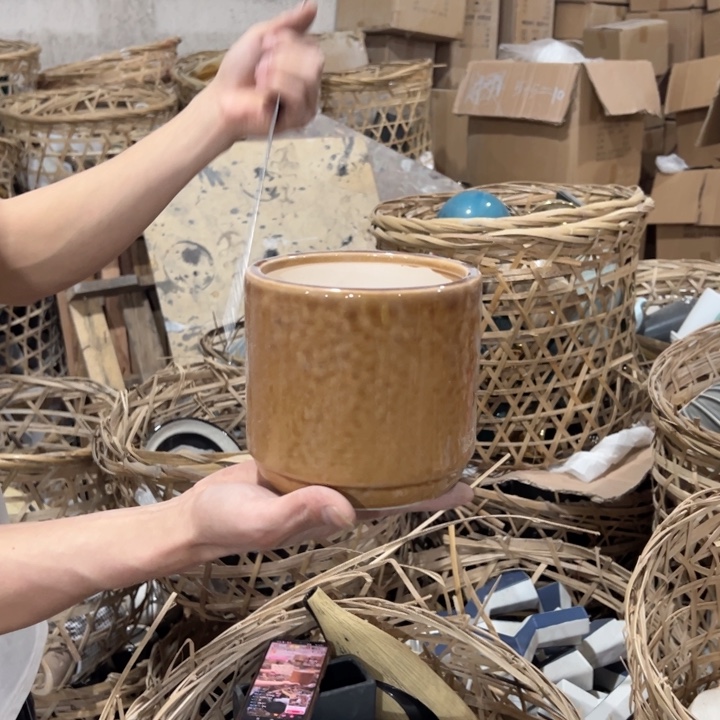 瓶高度14厘米口径21厘米