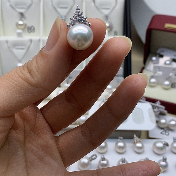 吊坠925银特价冰雪吊坠冷白光