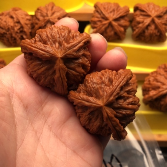 爱***生吊坠文玩核桃核桃