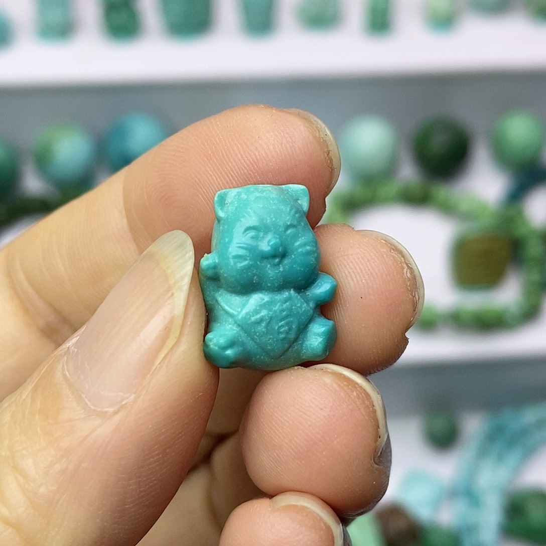 绿松石配饰未镶嵌