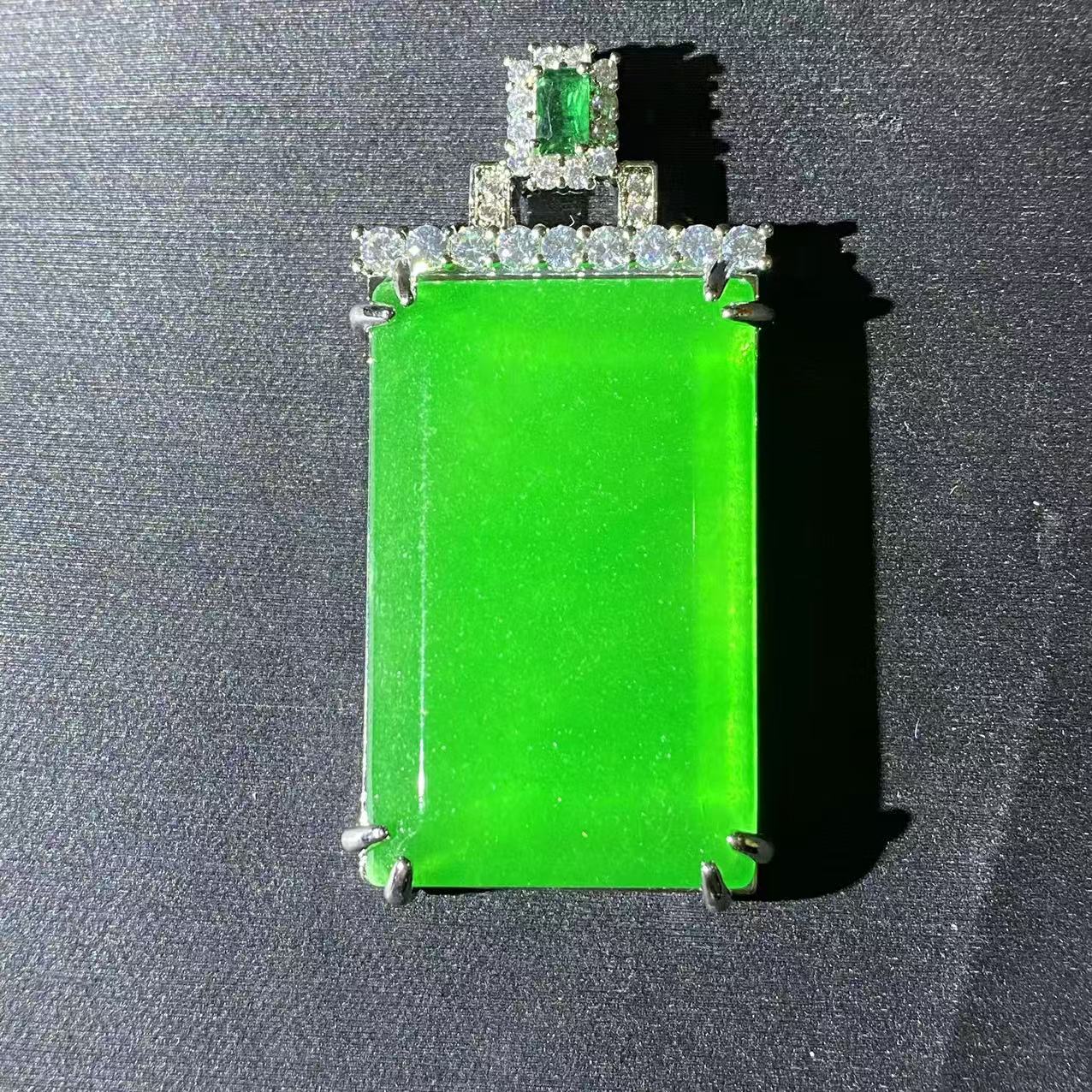 精选y153-典藏轻奢-重工豪华吊坠