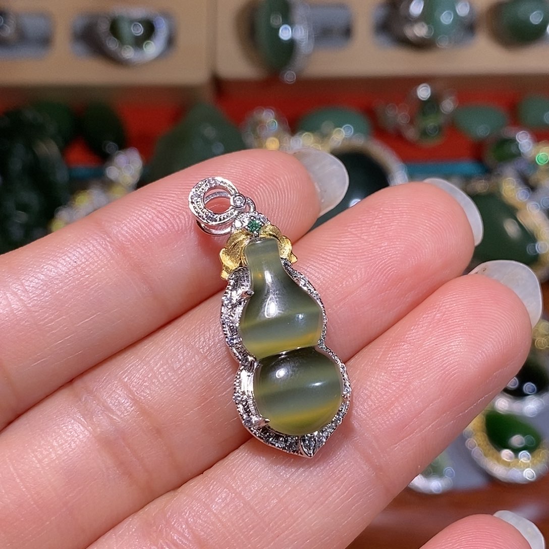 和田玉（碧玉）银S925镶嵌颈饰