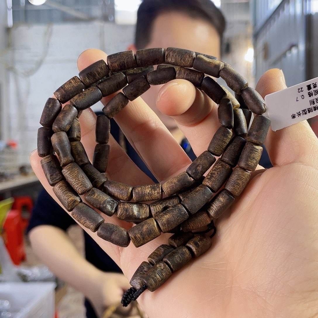 沉香手串棋楠陆河随型桶珠长串0.7/22克多样性发一