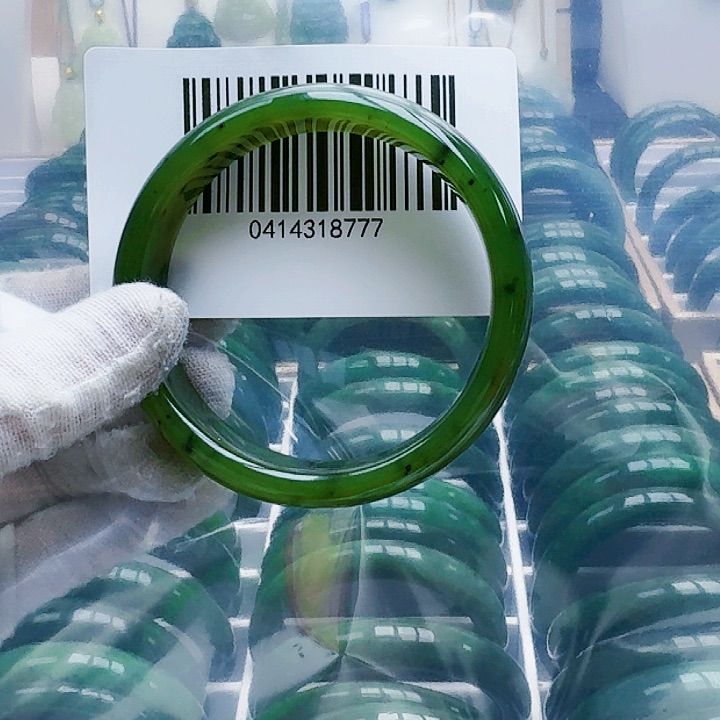 和田玉（碧玉）手镯未镶嵌58