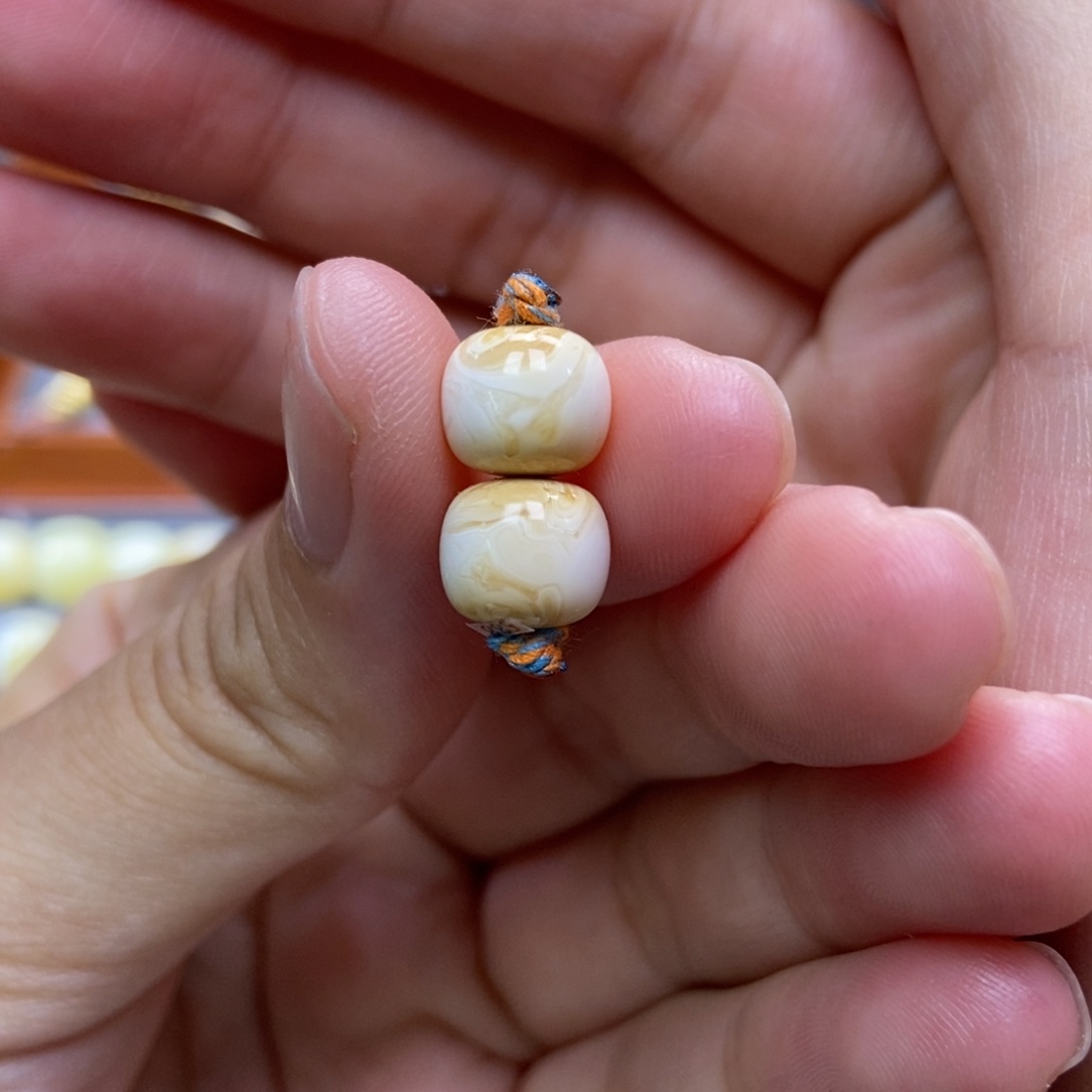 琥珀未镶嵌珠宝奇石9.1