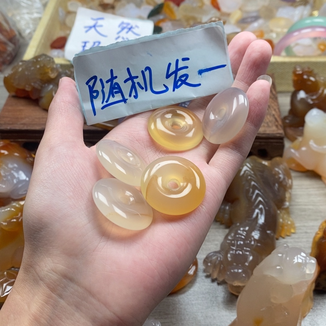 玛瑙/玉髓未镶嵌颈饰