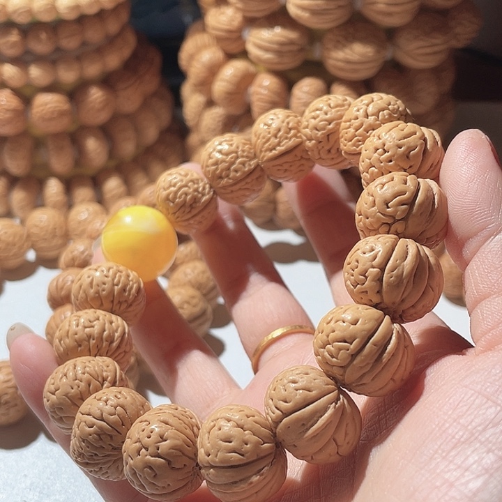 烽***月吊坠桃核桃核手串金鱼肚74