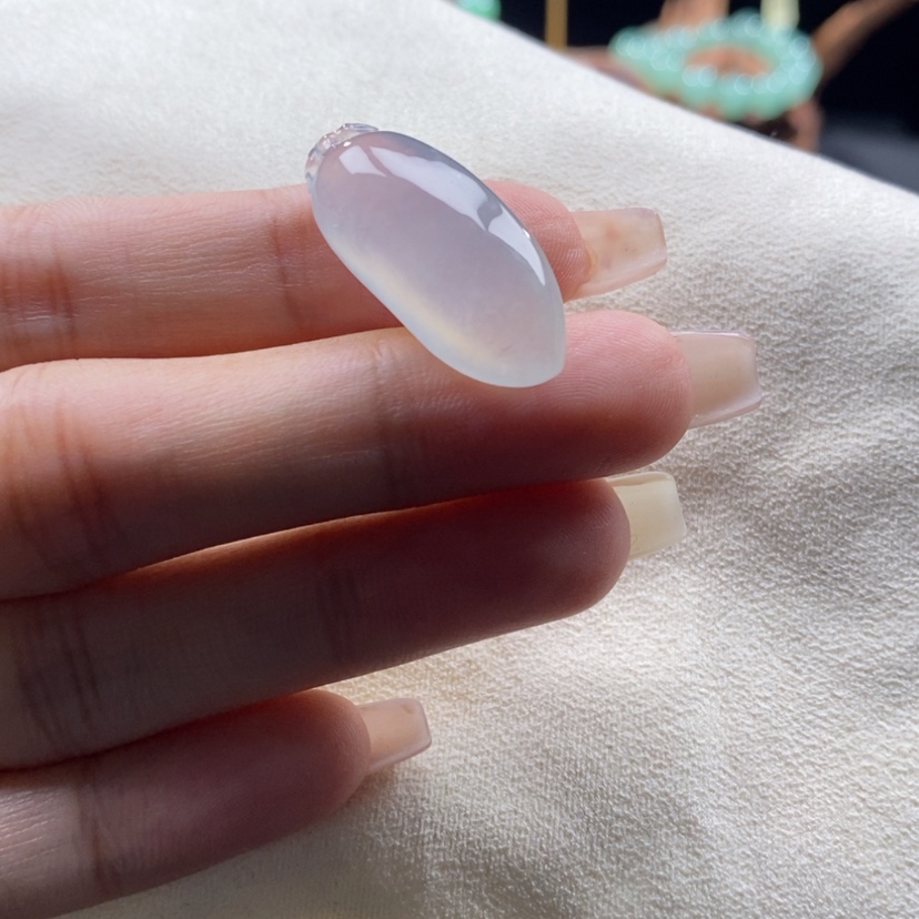 【闪购商品】翡翠颈饰未镶嵌冰种福瓜吊坠