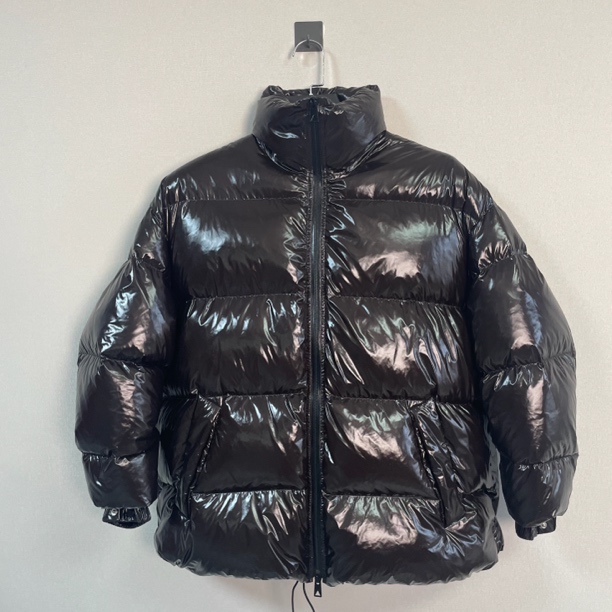 未使用 BOTTEGA VENETA/葆蝶家 亮面深棕色羽绒服/XXS码/价23000
