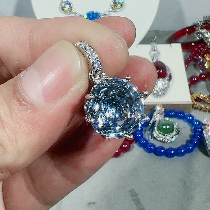 红宝石颈饰未镶嵌