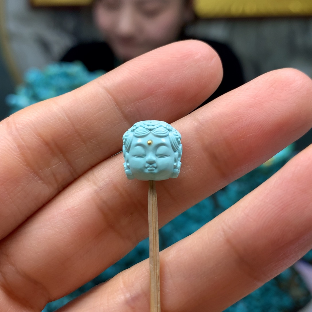 绿松石配饰未镶嵌