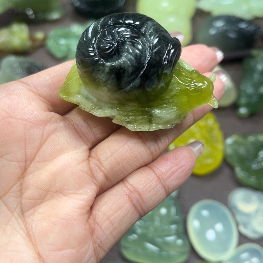 蛇纹石玉未镶嵌手把件
