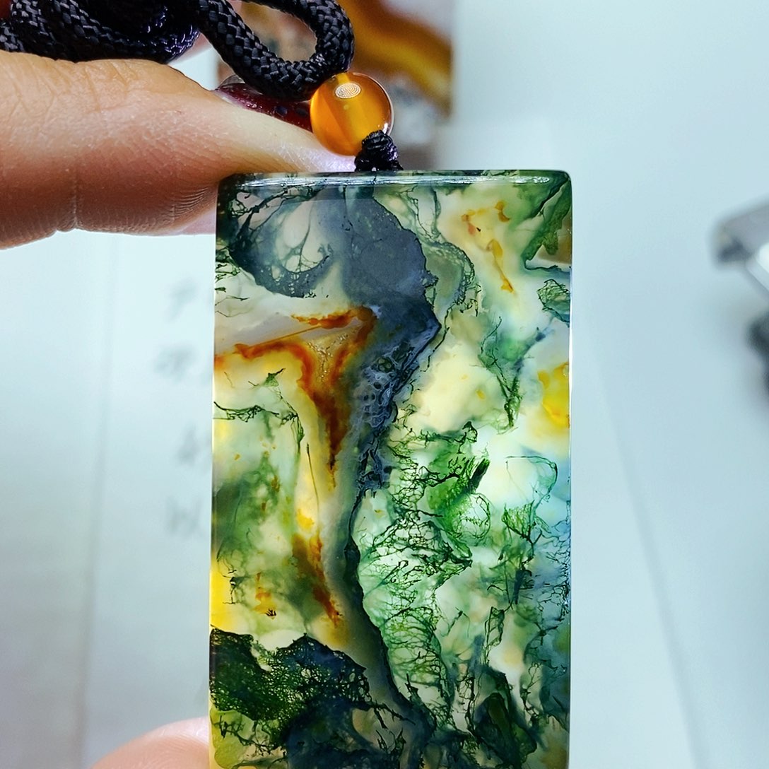 玛瑙/玉髓颈饰未镶嵌石*