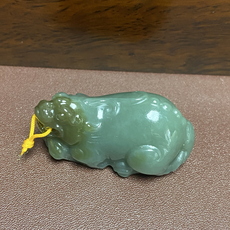 和田玉貔恘手把件