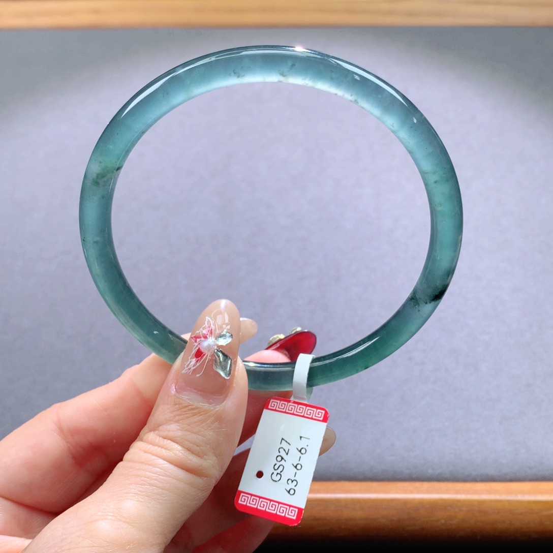 翡翠手镯未镶嵌天然翡翠手镯叮当镯
