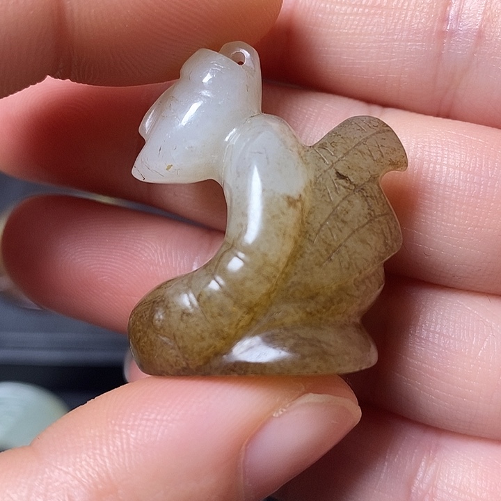 和田玉（糖玉）车挂未镶嵌