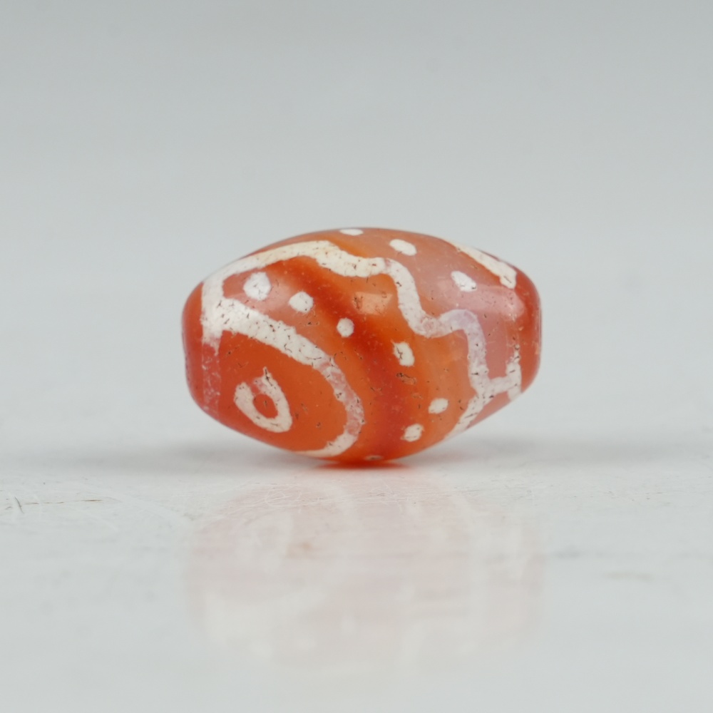 lot62501 清代 镶蚀红玉髓橄榄珠