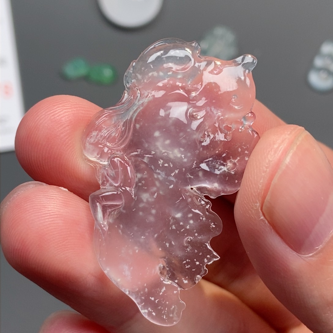 翡翠颈饰未镶嵌花仙子