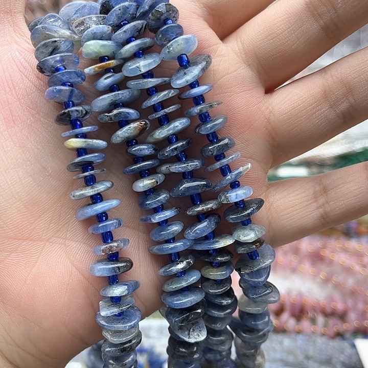 未镶嵌玛瑙/玉髓珠宝半成品一条蓝晶石随型隔片