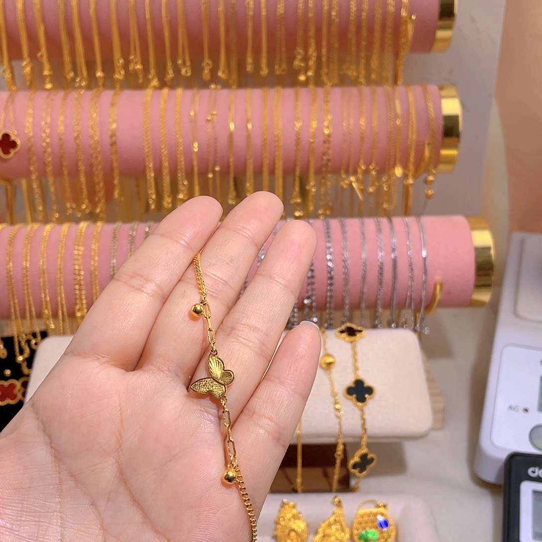 釆***姐露——————蝴蝶手链