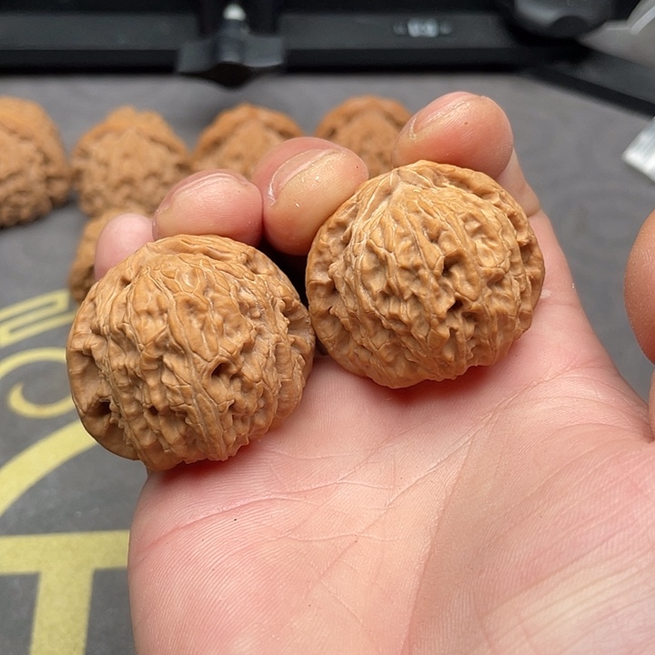 胡****?手把件白狮子头尺寸40