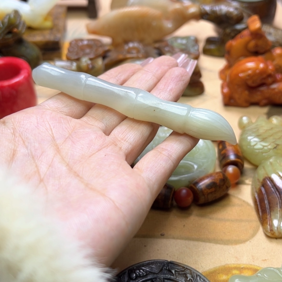 【闪购商品】蛇纹石玉颈饰未镶嵌