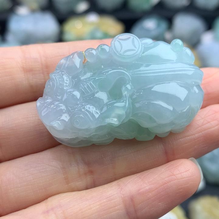 翡翠未镶嵌颈饰天然缅甸A货翡翠貔貅吊坠