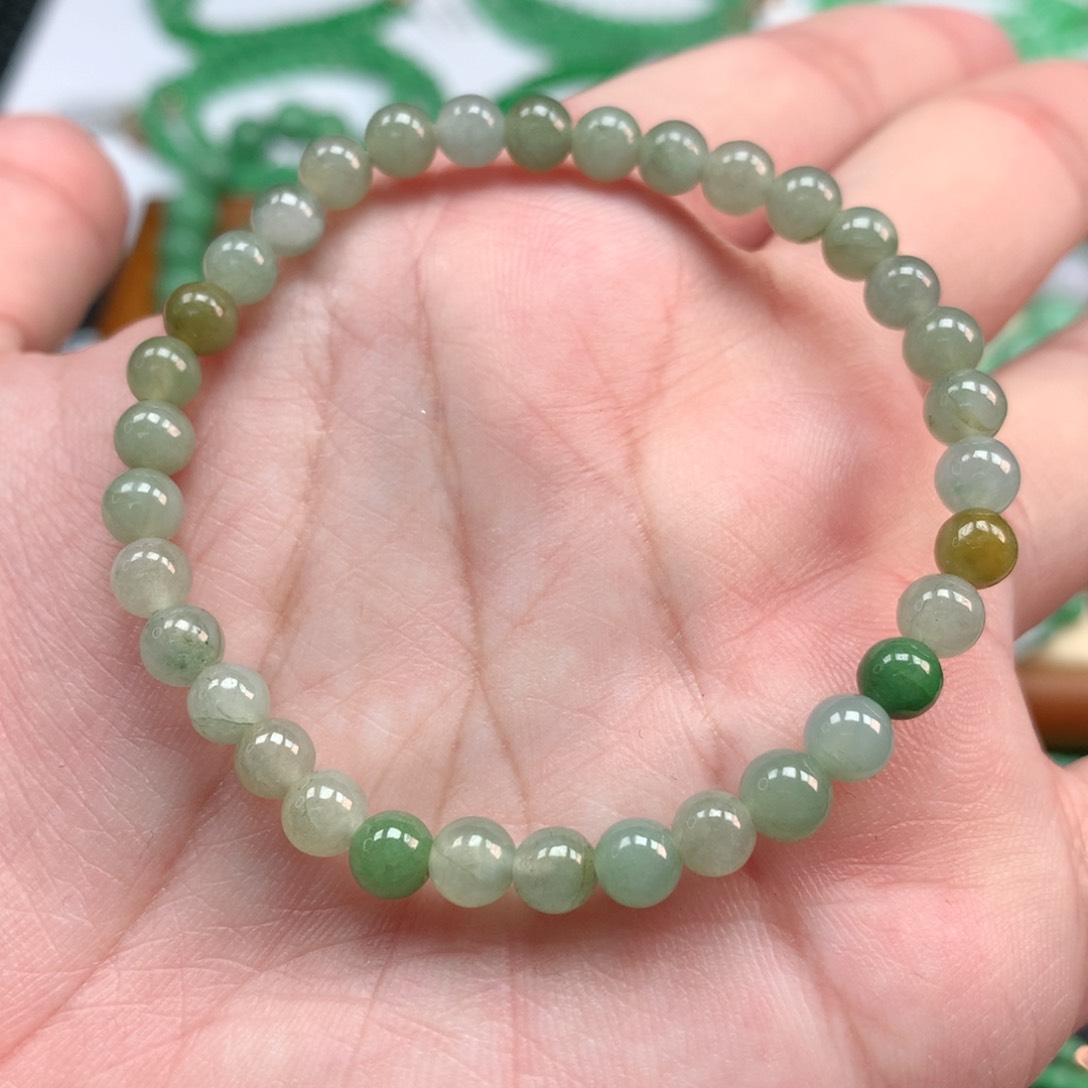 翡翠手链未镶嵌翡翠